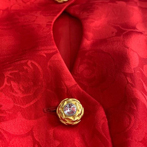 Vintage AJ Bari Silk Skirt Suit set Royal Red Sz 10 GOLD BUTTONS - Picture 7 of 17